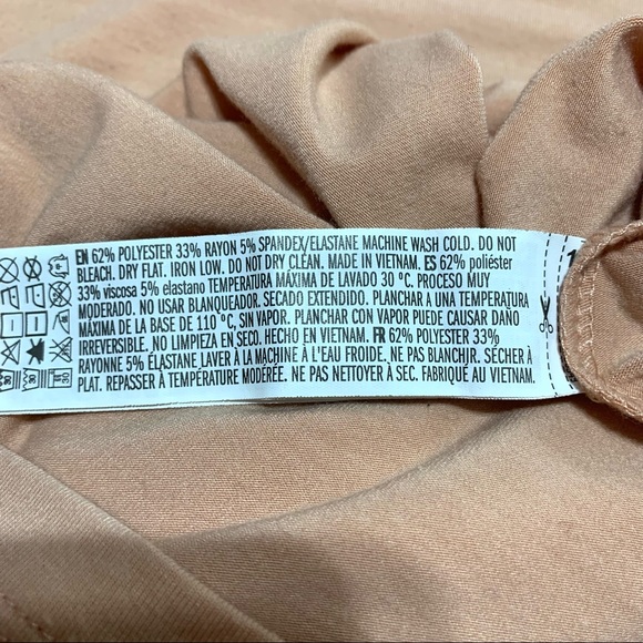 FOREVER 21 Nude Brown Soft casual Bodycon 3/4 Sleeves Dress Size Small - Picture 3 of 6